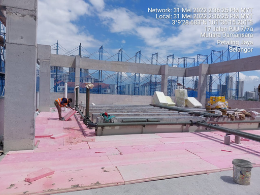 Insulation boards laid over a waterproofed roof